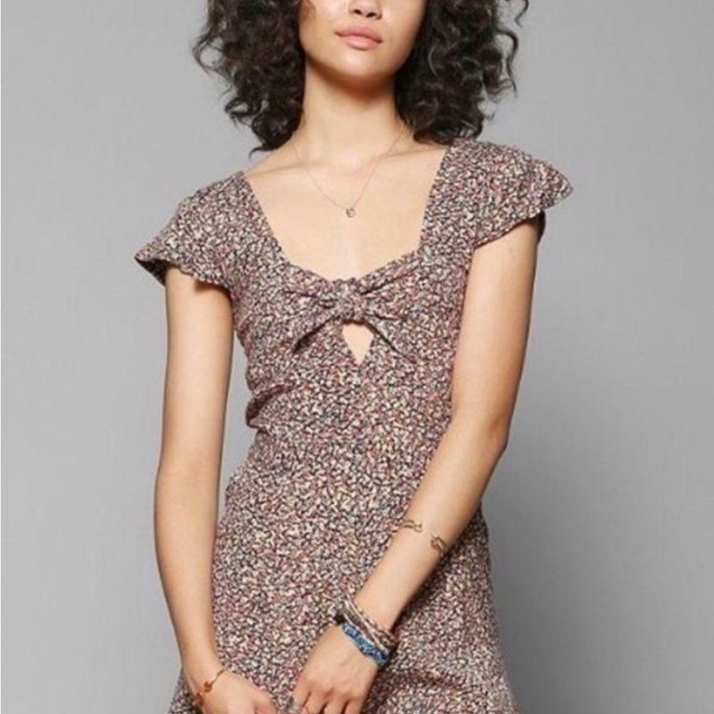 Kimchi blue romper floral small‎